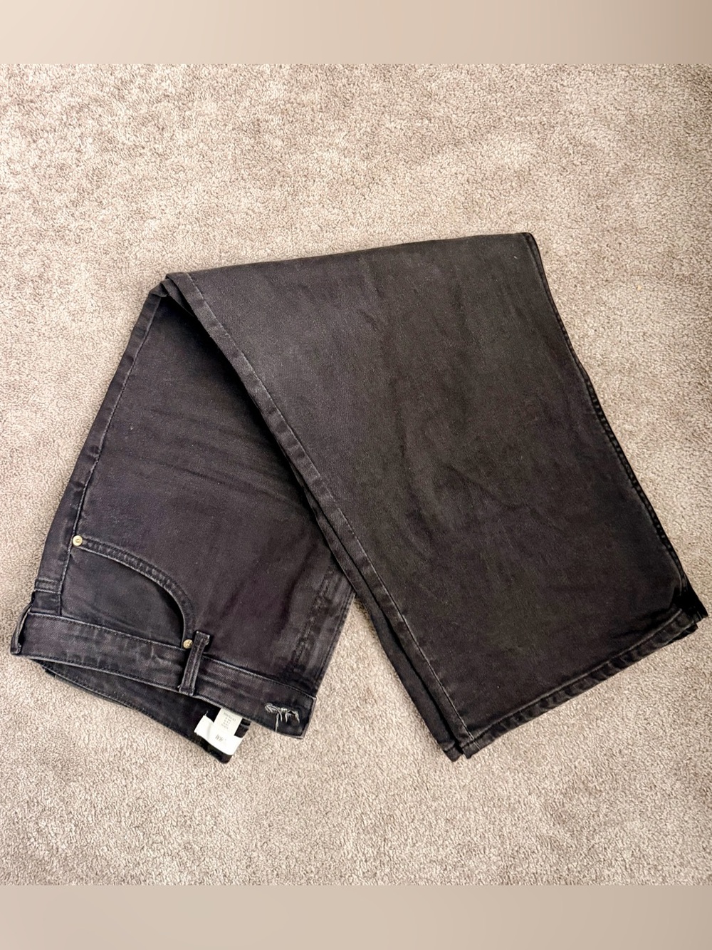 H&M High-Waist Crop Ankle Jeans